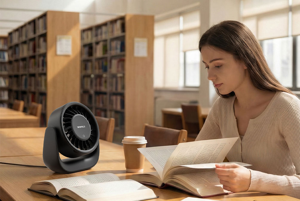 How to Choose a USB Desk Fan for a Small Workspace